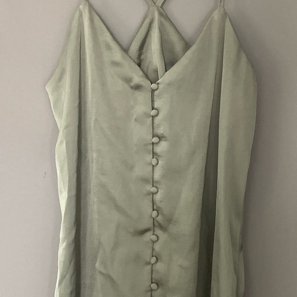 Button front dress - Picture 2 of 4